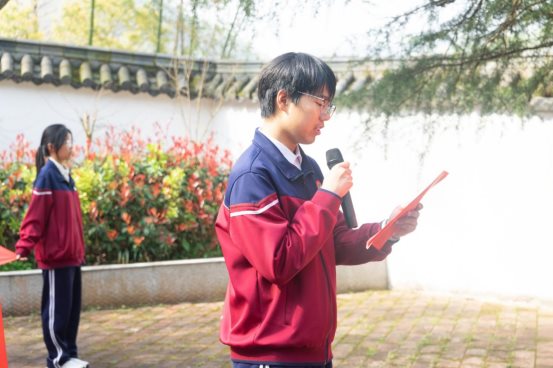 f1069159fbfbaa130243436ef51097a